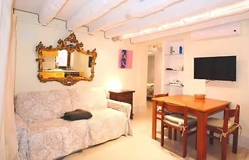 Hotel City Centre Apartments By Rent Mirano